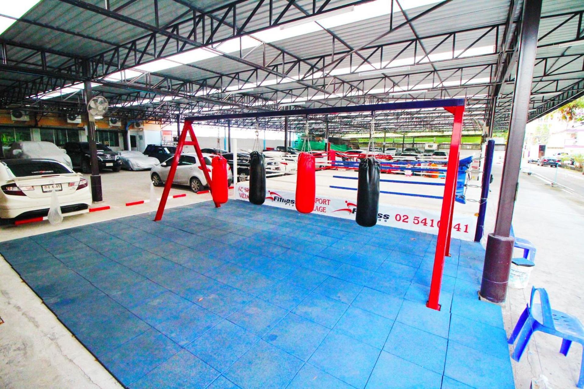 Ac Sport Village Bangkok Bagian luar foto