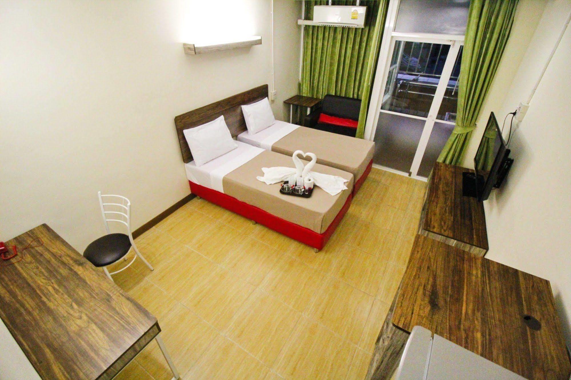 Ac Sport Village Bangkok Bagian luar foto
