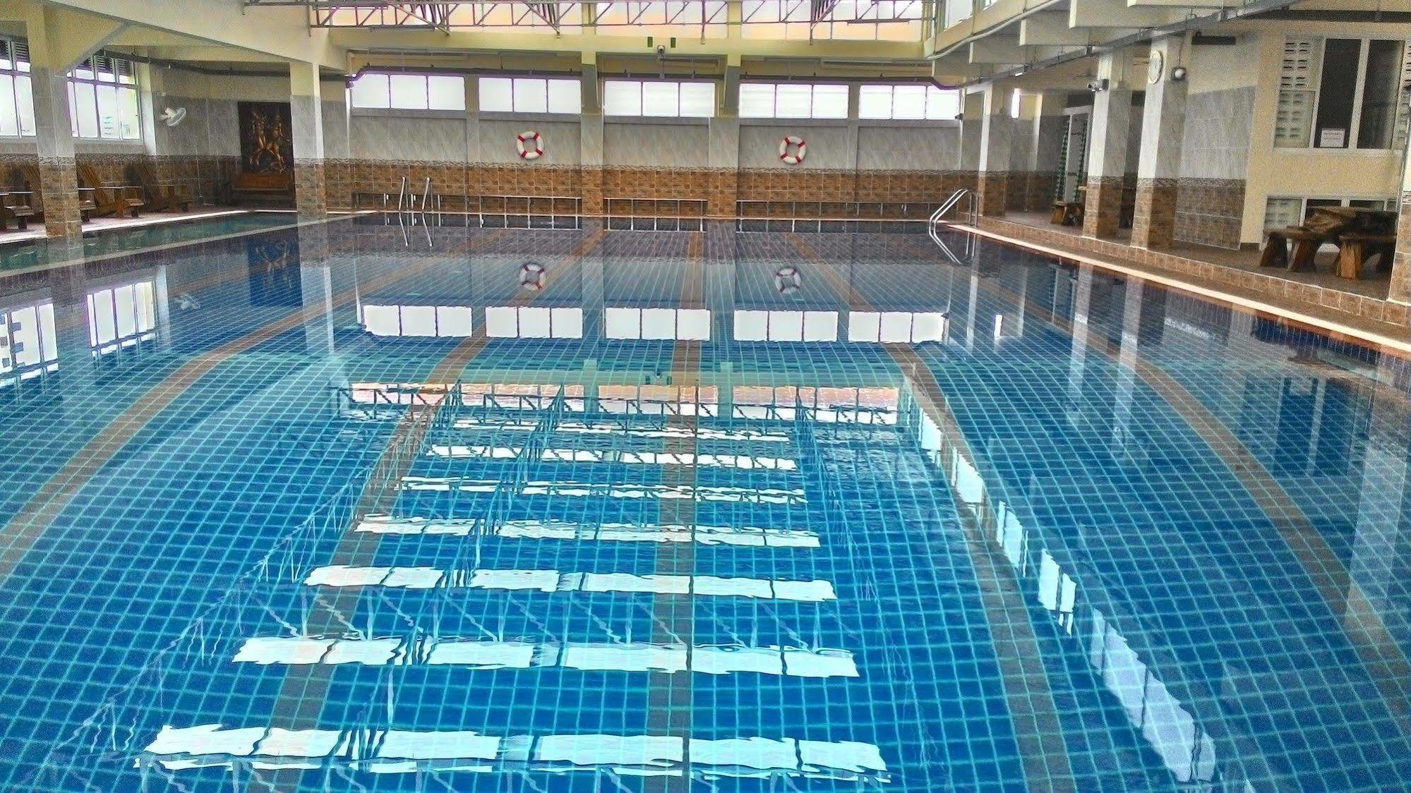 Ac Sport Village Bangkok Bagian luar foto