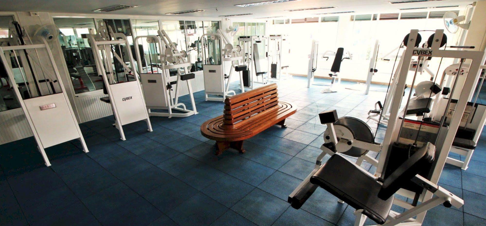 Ac Sport Village Bangkok Bagian luar foto